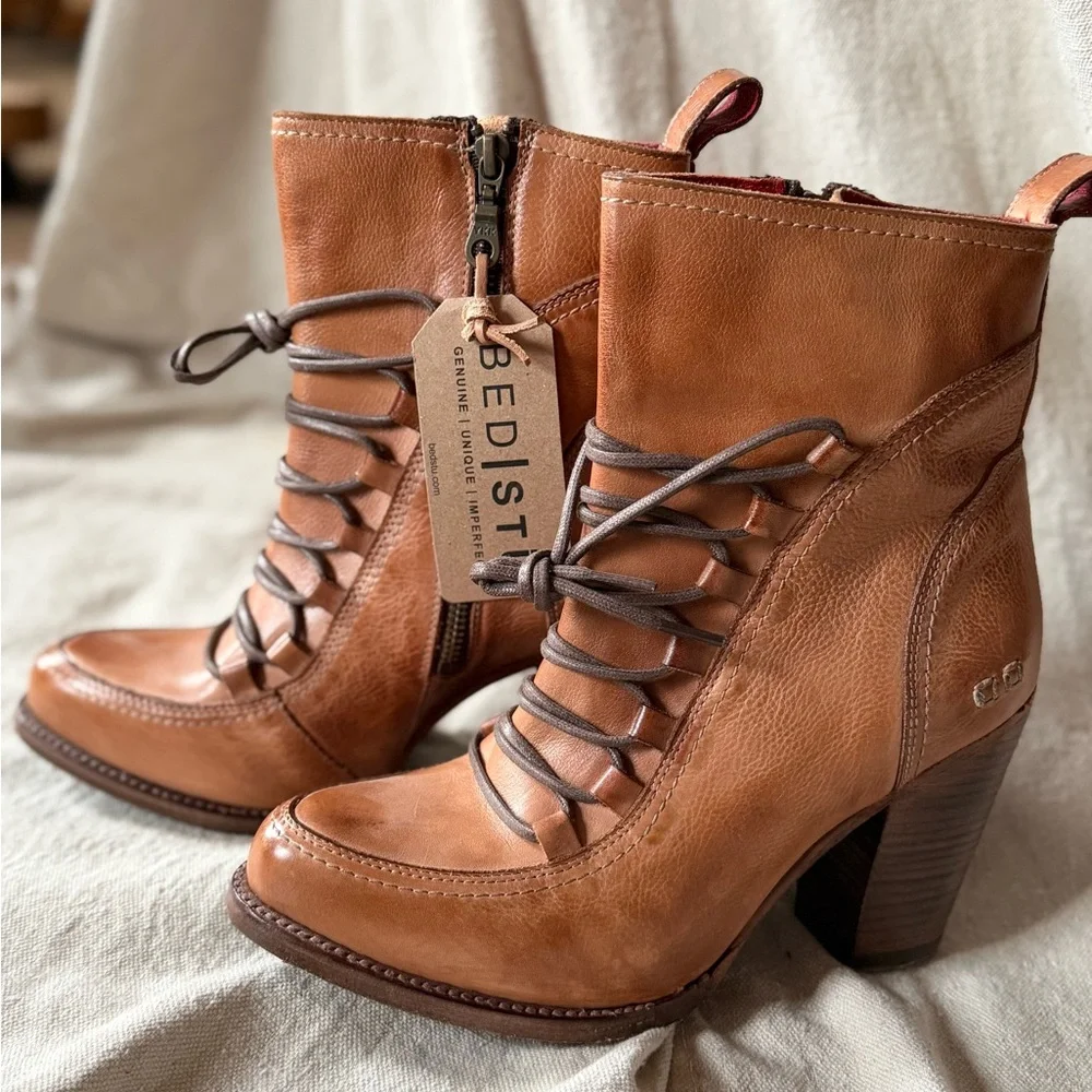 Bed Stu Tan Leather Lace-Up Boots - Picture 4 of 6